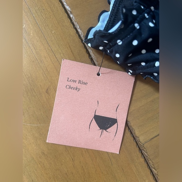 NWT Shade & Shore Bikini Set - Picture 6 of 9